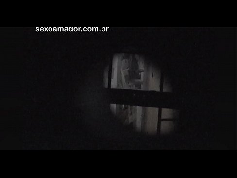 ❤️ Ka hopukina pukutia a Blondie e tetahi kaitirotiro takiwa e huna ana i muri i nga pereki tuwhera Karekau Kounga i mi.novoporn.ru ❌